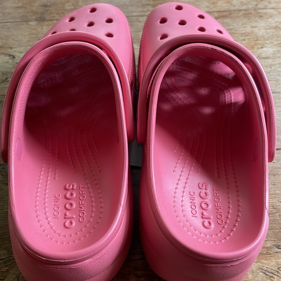 Crocs Platform Clogs - Picture 6 of 8